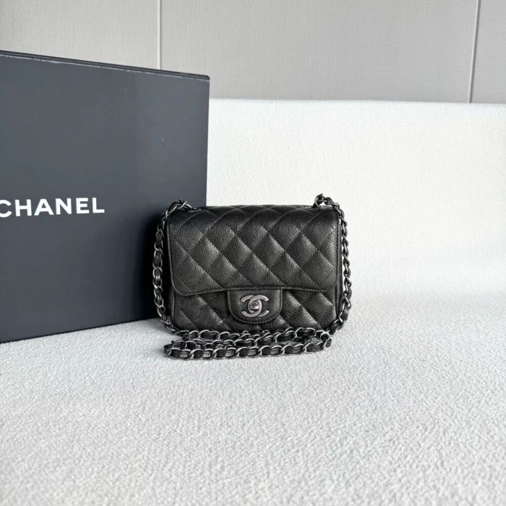 Chanel Women Pre-Loved Bag Very Good Condition